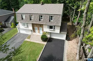 85B Primrose Ln, Paramus, NJ 07652 - Photo 1