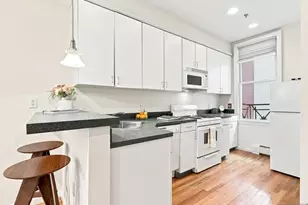 358 3rd Street 3L, Hoboken, NJ 07030 - Photo 4