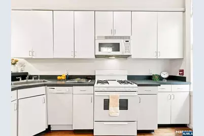 358 3rd Street 3L #3L, Hoboken, NJ 07030 - Photo 6