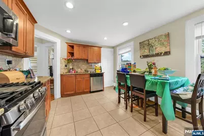 63 Montague Place, Montclair, NJ 07042 - Photo 14