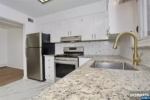 412 Walker 3, Fairview, NJ 07022 - Photo 8