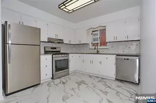 412 Walker 3, Fairview, NJ 07022 - Photo 2
