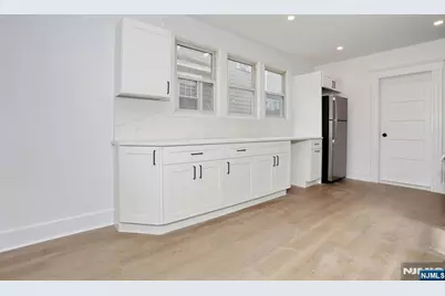 267 Hoover Avenue, Bloomfield, NJ 07003 - Photo 8