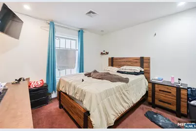 103 S Grove Street, East Orange, NJ 07018 - Photo 10