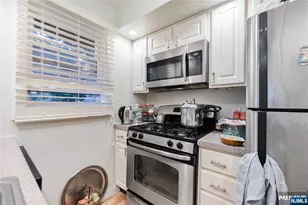 103 S Grove St, East Orange, NJ 07018 - Photo 26