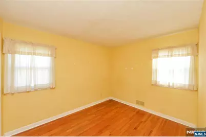 421 Hegi Drive, New Milford, NJ 07646 - Photo 12