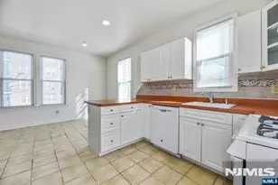 55 S Fullerton Ave A, Montclair, NJ 07042 - Photo 16