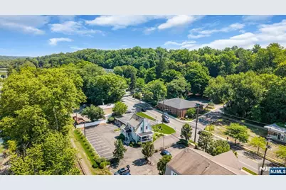 129-135 Broadway, Woodcliff Lake, NJ 07677 - Photo 16