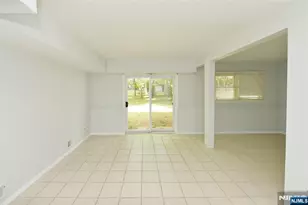 85 Primrose Ln B, Paramus, NJ 07652 - Photo 26