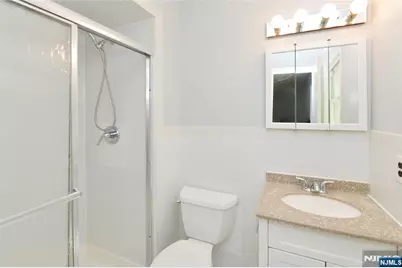 85 Primrose Lane B #B, Paramus, NJ 07652 - Photo 18