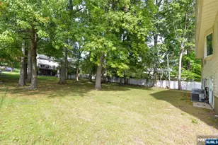 85 Primrose Ln B, Paramus, NJ 07652 - Photo 28