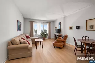 1104 City Pl, Edgewater, NJ 07020 - Photo 10