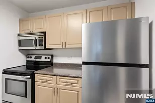 1104 City Pl, Edgewater, NJ 07020 - Photo 20