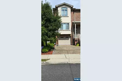 225 Wayne Avenue, Cliffside Park, NJ 07010 - Photo 2
