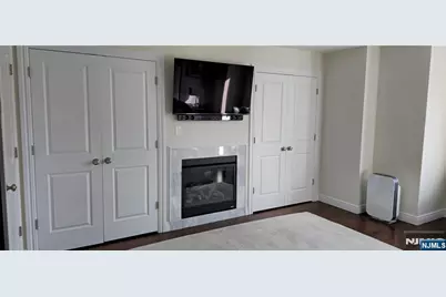 225 Wayne Avenue, Cliffside Park, NJ 07010 - Photo 8