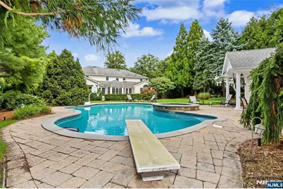359 Lakeview Drive, Wyckoff Township, NJ 07481 - Photo 34