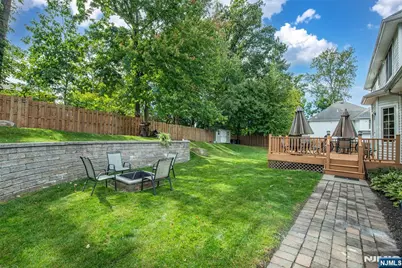 4 Hunter Drive, Mount Olive, NJ 07828 - Photo 2