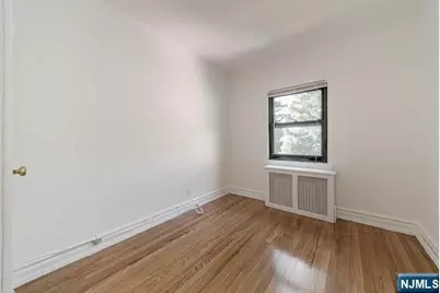 90 Tracey Place F-2-T #F-2-T, Englewood, NJ 07631 - Photo 24