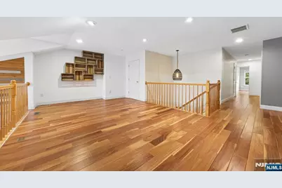 135 Riverwalk Way, Clifton, NJ 07014 - Photo 8
