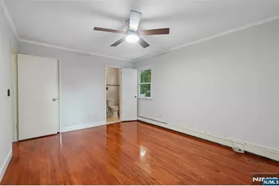 274 Oradell Avenue, Paramus, NJ 07652 - Photo 12