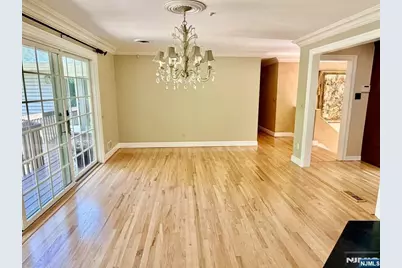 12 Heatherhill Lane, Woodcliff Lake, NJ 07677 - Photo 10
