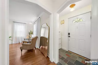 86 Windsor Road, Tenafly, NJ 07670 - Photo 4