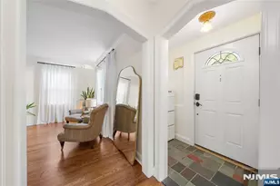 86 Windsor Rd, Tenafly, NJ 07670 - Photo 4