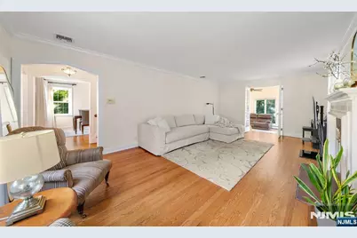 86 Windsor Road, Tenafly, NJ 07670 - Photo 6