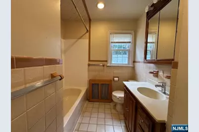 31 Oak Street, Oakland, NJ 07436 - Photo 18