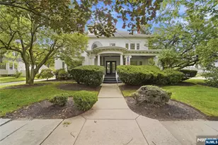 676 Belgrove Dr, Kearny, NJ 07032 - Photo 1