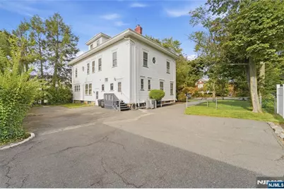 676 Belgrove Drive, Kearny, NJ 07032 - Photo 2