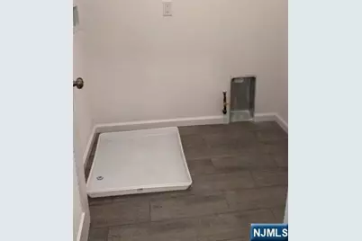 560 11th Street, Newark, NJ 07107 - Photo 20