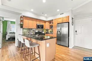 547 Bloomfield Street 4, Hoboken, NJ 07030 - Photo 8