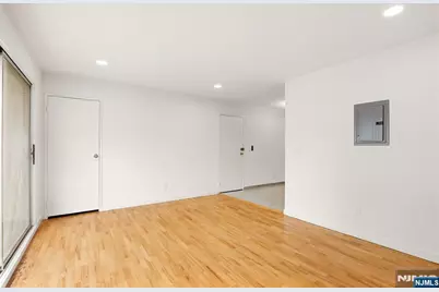 6107 Palisade Avenue 2A #2A, West New York, NJ 07093 - Photo 4