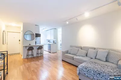 245 Anderson Street 1A #1A, Hackensack, NJ 07601 - Photo 4