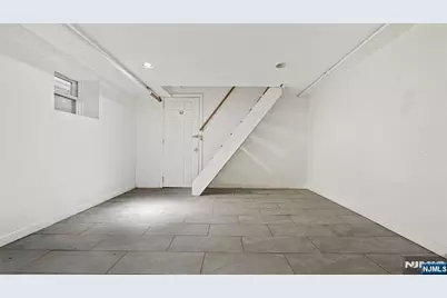 265 18th Street, Newark, NJ 07103 - Photo 26