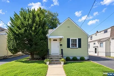 106 Summit Avenue, Bloomfield, NJ 07003 - Photo 2