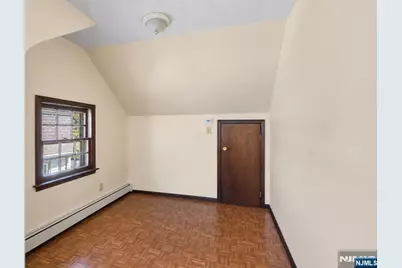 106 Summit Avenue, Bloomfield, NJ 07003 - Photo 12