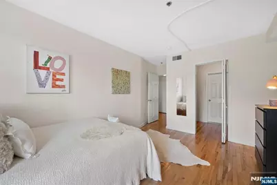225 Clinton Street 4 #4, Hoboken, NJ 07030 - Photo 16