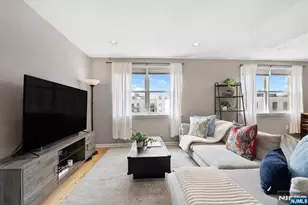 225 Clinton Street 4, Hoboken, NJ 07030 - Photo 2