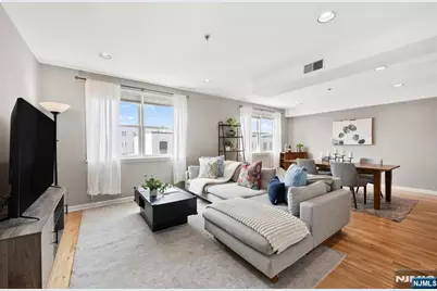 225 Clinton Street 4 #4, Hoboken, NJ 07030 - Photo 1