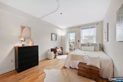 225 Clinton Street 4 #4, Hoboken, NJ 07030 - Photo 14