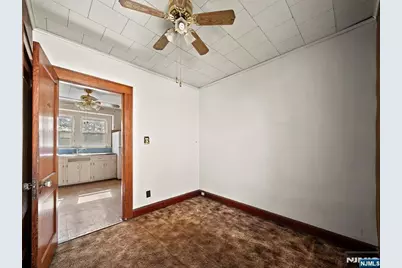 411 Hazel Street, Clifton, NJ 07011 - Photo 14
