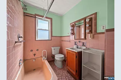 411 Hazel Street, Clifton, NJ 07011 - Photo 34