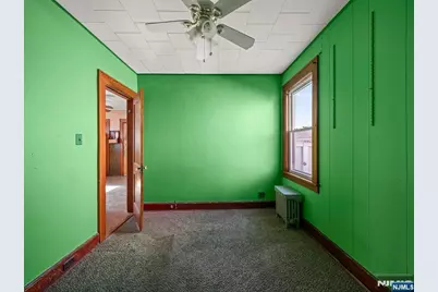 411 Hazel Street, Clifton, NJ 07011 - Photo 10