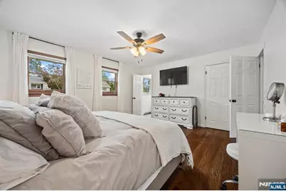 811 Manhattan Avenue, Washington Township, NJ 07676 - Photo 22