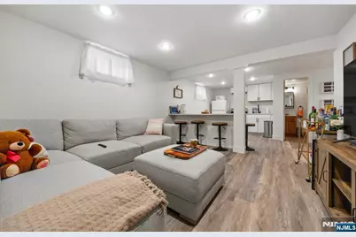 811 Manhattan Avenue, Washington Township, NJ 07676 - Photo 32