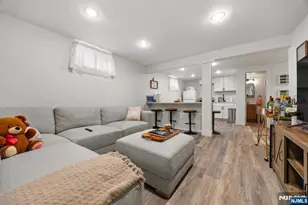 811 Manhattan Ave, Washington Township, NJ 07676 - Photo 32