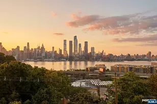 518-536 Gregory Ave A208, Weehawken, NJ 07086 - Photo 32