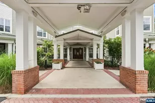 567 &amp 571 Paramus 2, Paramus, NJ 07652 - Photo 2